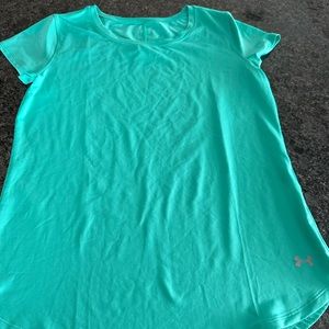 Women’s under armour r shirt